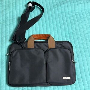 Laptop padded case brand new